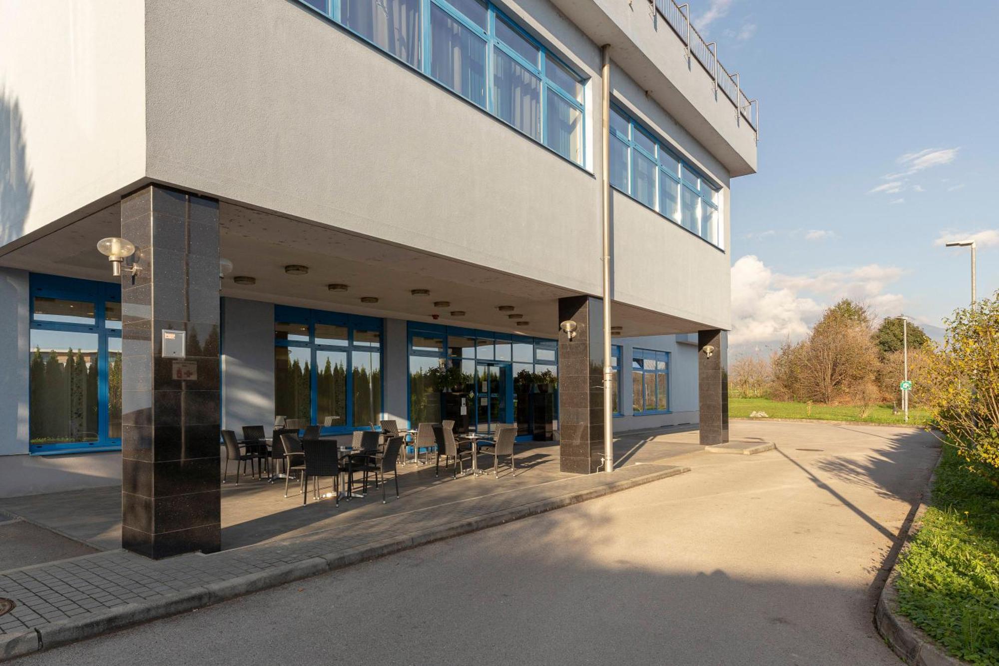 Garni Hotel Azul Kranj Exterior foto